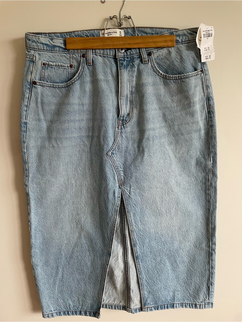 NWT Abercrombie & Fitch High Rise Denim Midi Skirt Light Wash Size 14/32